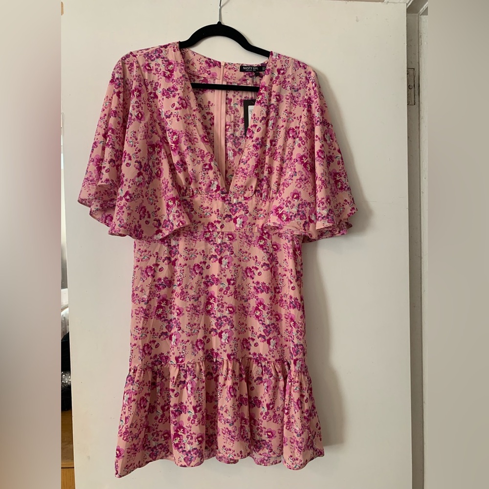 NWT Nasty Gal dress size 8 Plunge Floral Mini Tea Dress
